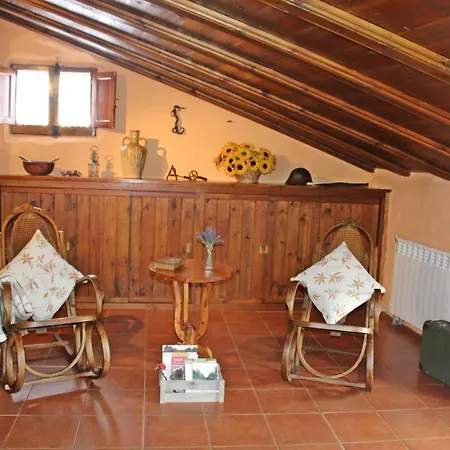 Semesterbostad Casa La Herradura Royuela